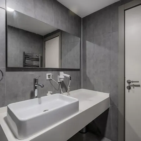 30 Min To Airport Appartement *